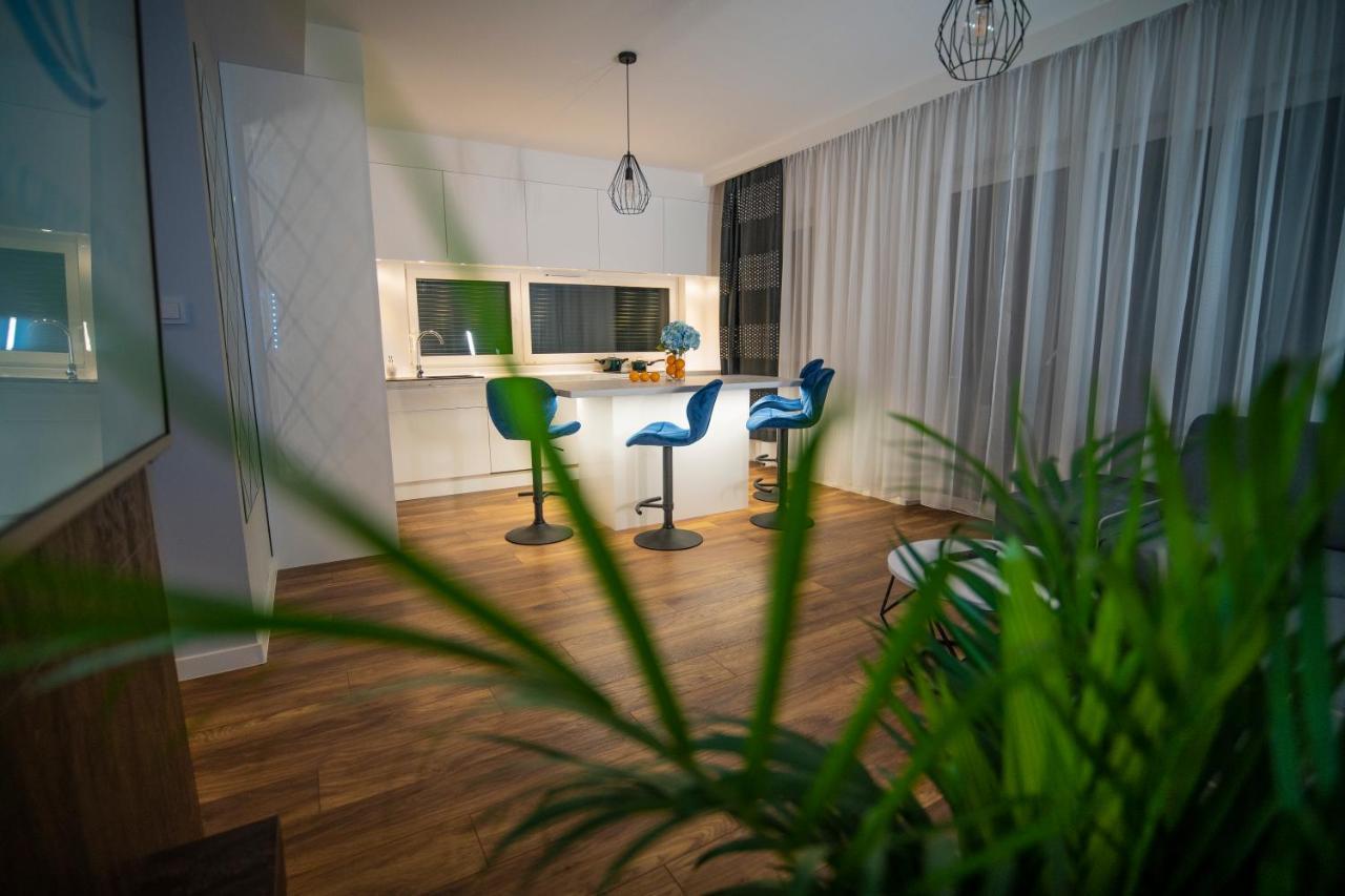 Apartament W Cieplicach Comfort Jelenia Gora Dış mekan fotoğraf
